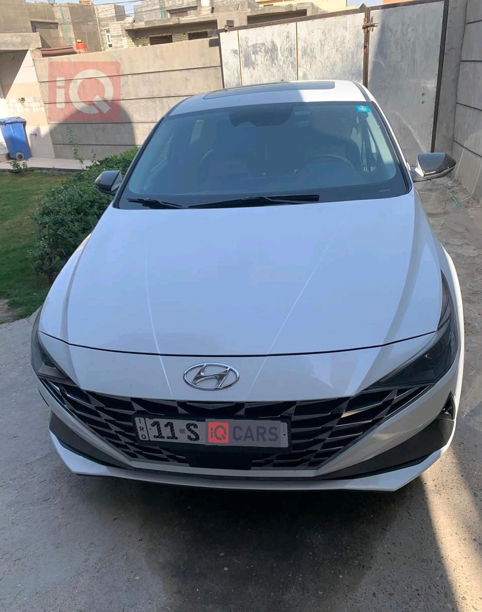 هیوندای ئەلەنترا